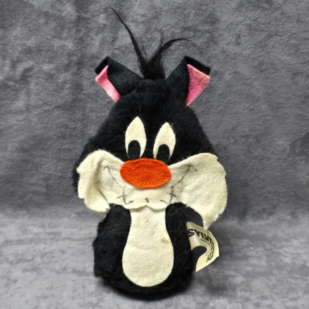 Vintage Warner Brothers Sylvester Sand Bean Bag Stuffed Russ Berrie Toy Cat